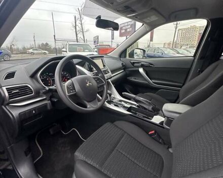 Чорний Міцубісі Eclipse Cross, об'ємом двигуна 1.5 л та пробігом 63 тис. км за 15500 $, фото 20 на Automoto.ua