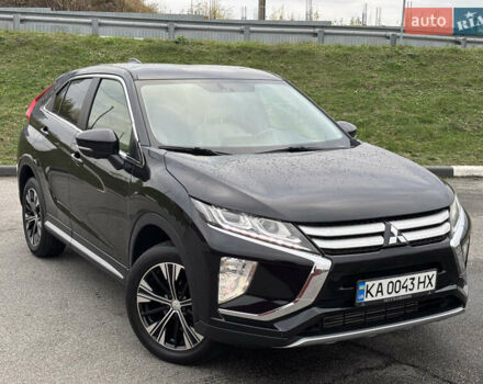 Черный Мицубиси Eclipse Cross, объемом двигателя 1.5 л и пробегом 125 тыс. км за 16200 $, фото 2 на Automoto.ua