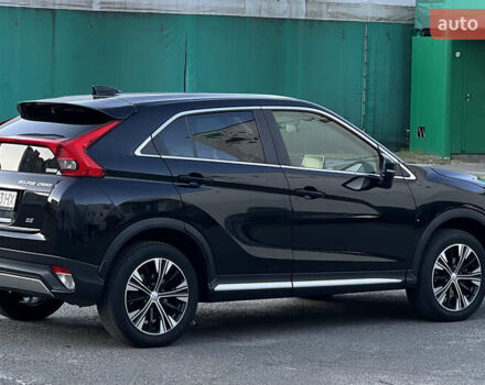 Чорний Міцубісі Eclipse Cross, об'ємом двигуна 1.5 л та пробігом 123 тис. км за 16900 $, фото 9 на Automoto.ua