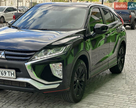 Черный Мицубиси Eclipse Cross, объемом двигателя 1.5 л и пробегом 69 тыс. км за 14800 $, фото 6 на Automoto.ua
