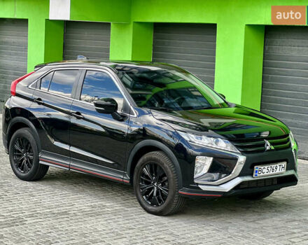 Чорний Міцубісі Eclipse Cross, об'ємом двигуна 1.5 л та пробігом 69 тис. км за 14350 $, фото 1 на Automoto.ua