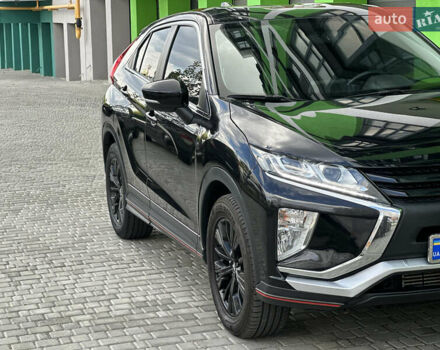 Чорний Міцубісі Eclipse Cross, об'ємом двигуна 1.5 л та пробігом 69 тис. км за 14350 $, фото 5 на Automoto.ua