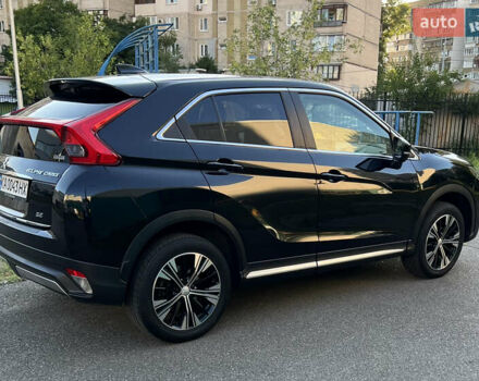 Чорний Міцубісі Eclipse Cross, об'ємом двигуна 1.5 л та пробігом 123 тис. км за 16900 $, фото 3 на Automoto.ua