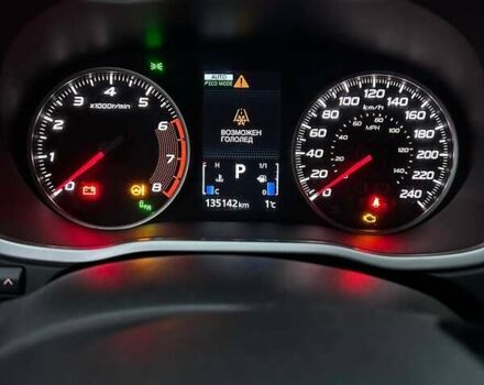 Черный Мицубиси Eclipse Cross, объемом двигателя 1.5 л и пробегом 135 тыс. км за 16800 $, фото 8 на Automoto.ua