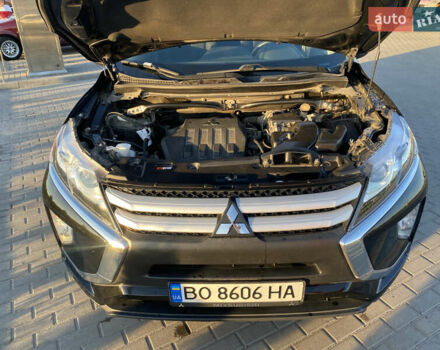 Чорний Міцубісі Eclipse Cross, об'ємом двигуна 1.5 л та пробігом 121 тис. км за 14300 $, фото 18 на Automoto.ua