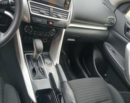 Чорний Міцубісі Eclipse Cross, об'ємом двигуна 1.5 л та пробігом 150 тис. км за 15300 $, фото 12 на Automoto.ua