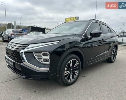Черный Мицубиси Eclipse Cross, объемом двигателя 1.5 л и пробегом 12 тыс. км за 27900 $, фото 2 на Automoto.ua