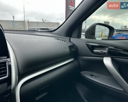 Черный Мицубиси Eclipse Cross, объемом двигателя 1.5 л и пробегом 12 тыс. км за 28500 $, фото 30 на Automoto.ua