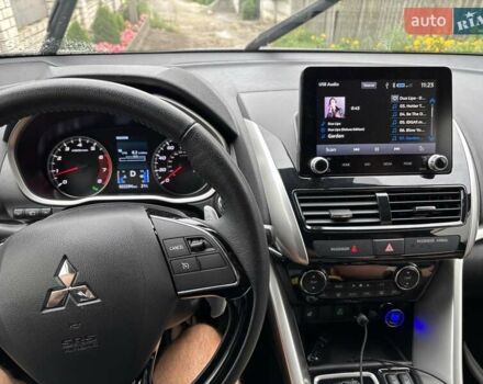 Черный Мицубиси Eclipse Cross, объемом двигателя 1.5 л и пробегом 25 тыс. км за 29300 $, фото 11 на Automoto.ua