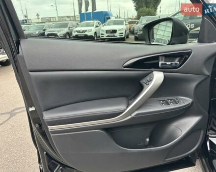 Чорний Міцубісі Eclipse Cross, об'ємом двигуна 1.5 л та пробігом 12 тис. км за 27900 $, фото 17 на Automoto.ua