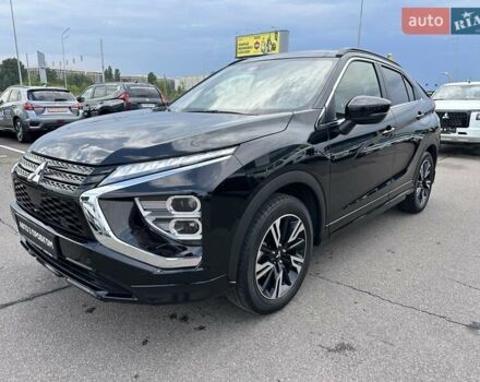 Черный Мицубиси Eclipse Cross, объемом двигателя 1.5 л и пробегом 11 тыс. км за 28700 $, фото 3 на Automoto.ua