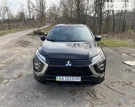 Чорний Міцубісі Eclipse Cross, об'ємом двигуна 1.5 л та пробігом 4 тис. км за 28300 $, фото 2 на Automoto.ua