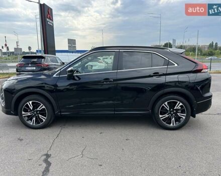 Черный Мицубиси Eclipse Cross, объемом двигателя 1.5 л и пробегом 11 тыс. км за 28700 $, фото 4 на Automoto.ua