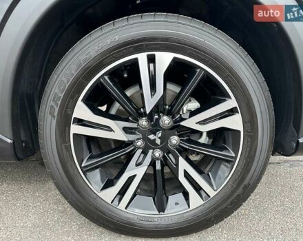 Черный Мицубиси Eclipse Cross, объемом двигателя 1.5 л и пробегом 12 тыс. км за 28500 $, фото 14 на Automoto.ua