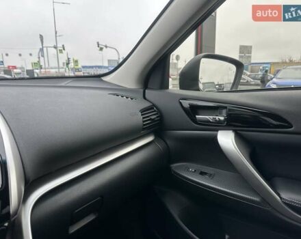 Чорний Міцубісі Eclipse Cross, об'ємом двигуна 1.5 л та пробігом 18 тис. км за 26950 $, фото 29 на Automoto.ua