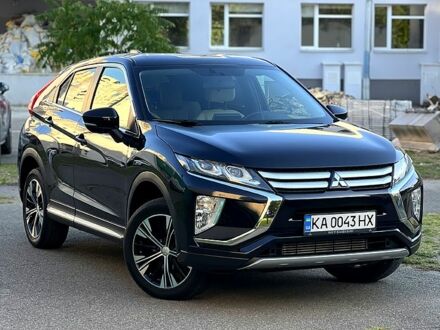 Черный Мицубиси Eclipse Cross, объемом двигателя 1.5 л и пробегом 123 тыс. км за 16500 $, фото 1 на Automoto.ua