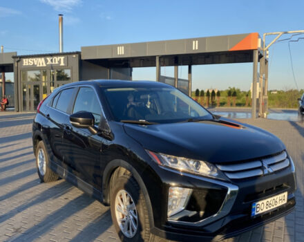 Черный Мицубиси Eclipse Cross, объемом двигателя 1.5 л и пробегом 121 тыс. км за 15000 $, фото 1 на Automoto.ua
