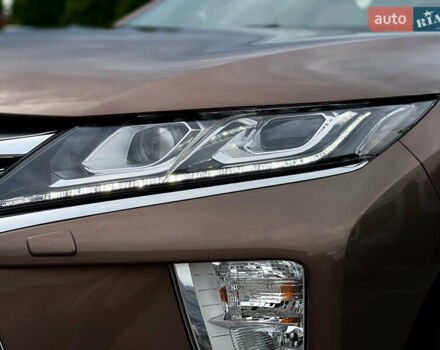 Коричневый Мицубиси Eclipse Cross, объемом двигателя 1.5 л и пробегом 32 тыс. км за 21888 $, фото 6 на Automoto.ua