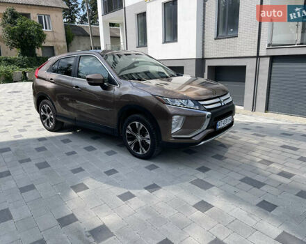 Коричневий Міцубісі Eclipse Cross, об'ємом двигуна 1.5 л та пробігом 82 тис. км за 15200 $, фото 1 на Automoto.ua