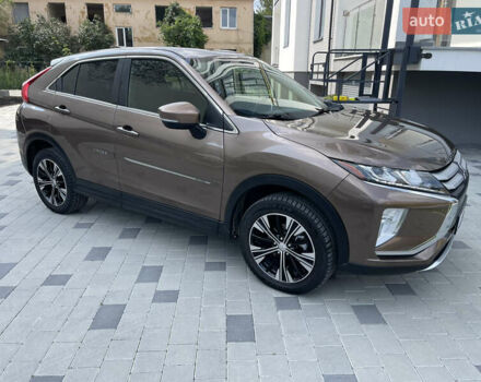 Коричневий Міцубісі Eclipse Cross, об'ємом двигуна 1.5 л та пробігом 82 тис. км за 15200 $, фото 2 на Automoto.ua