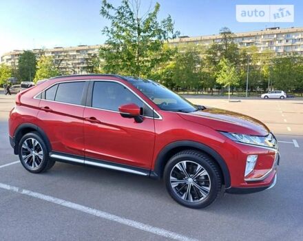 Красный Мицубиси Eclipse Cross, объемом двигателя 1.5 л и пробегом 140 тыс. км за 20999 $, фото 11 на Automoto.ua