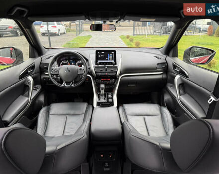 Красный Мицубиси Eclipse Cross, объемом двигателя 1.5 л и пробегом 40 тыс. км за 23900 $, фото 52 на Automoto.ua