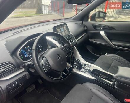 Червоний Міцубісі Eclipse Cross, об'ємом двигуна 2.36 л та пробігом 77 тис. км за 30500 $, фото 54 на Automoto.ua