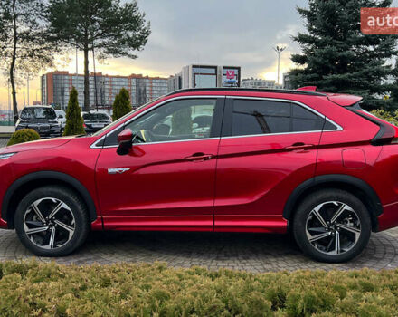 Красный Мицубиси Eclipse Cross, объемом двигателя 2.4 л и пробегом 80 тыс. км за 30999 $, фото 3 на Automoto.ua