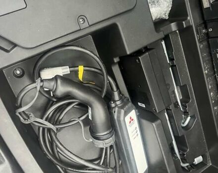 Червоний Міцубісі Eclipse Cross, об'ємом двигуна 2.36 л та пробігом 77 тис. км за 30500 $, фото 84 на Automoto.ua