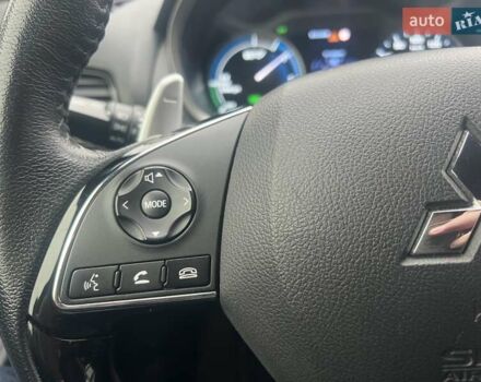 Червоний Міцубісі Eclipse Cross, об'ємом двигуна 2.36 л та пробігом 77 тис. км за 30500 $, фото 46 на Automoto.ua