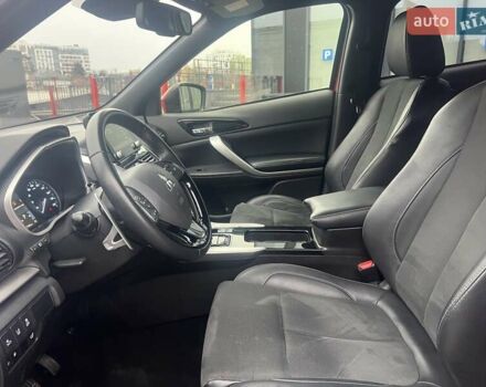 Червоний Міцубісі Eclipse Cross, об'ємом двигуна 2.36 л та пробігом 77 тис. км за 30500 $, фото 51 на Automoto.ua