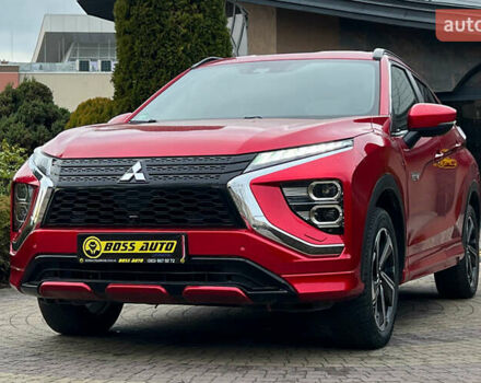 Красный Мицубиси Eclipse Cross, объемом двигателя 2.4 л и пробегом 80 тыс. км за 30999 $, фото 2 на Automoto.ua