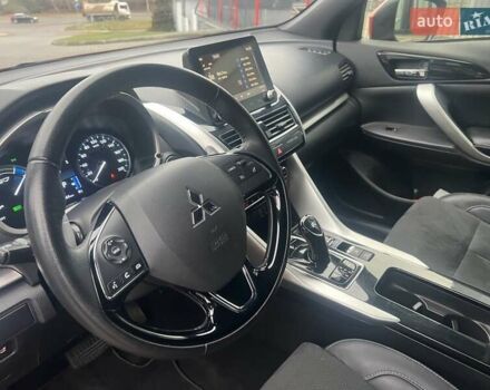 Червоний Міцубісі Eclipse Cross, об'ємом двигуна 2.36 л та пробігом 77 тис. км за 30500 $, фото 39 на Automoto.ua