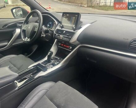 Червоний Міцубісі Eclipse Cross, об'ємом двигуна 2.36 л та пробігом 77 тис. км за 30500 $, фото 83 на Automoto.ua