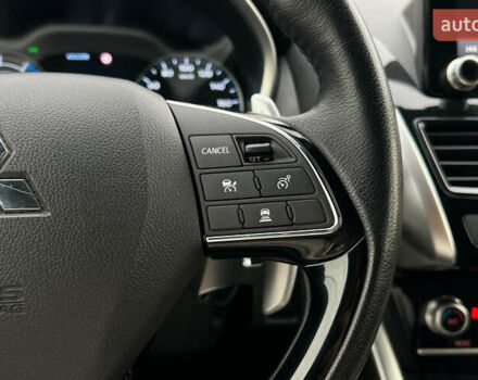 Красный Мицубиси Eclipse Cross, объемом двигателя 2.4 л и пробегом 80 тыс. км за 30999 $, фото 11 на Automoto.ua