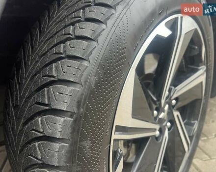 Червоний Міцубісі Eclipse Cross, об'ємом двигуна 2.36 л та пробігом 77 тис. км за 30500 $, фото 24 на Automoto.ua