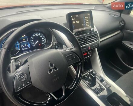 Червоний Міцубісі Eclipse Cross, об'ємом двигуна 2.36 л та пробігом 77 тис. км за 30500 $, фото 64 на Automoto.ua