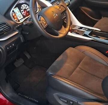 Красный Мицубиси Eclipse Cross, объемом двигателя 1.5 л и пробегом 18 тыс. км за 22100 $, фото 6 на Automoto.ua