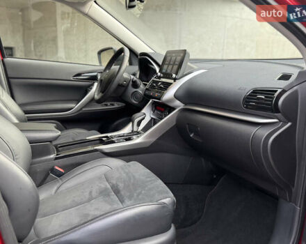 Червоний Міцубісі Eclipse Cross, об'ємом двигуна 1.5 л та пробігом 18 тис. км за 21500 $, фото 16 на Automoto.ua