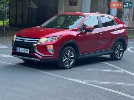 Красный Мицубиси Eclipse Cross, объемом двигателя 1.5 л и пробегом 131 тыс. км за 12999 $, фото 1 на Automoto.ua