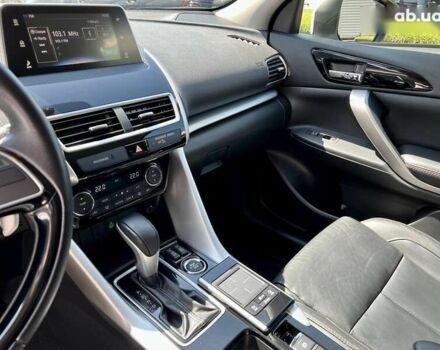 Мицубиси Eclipse Cross, объемом двигателя 1.5 л и пробегом 104 тыс. км за 18900 $, фото 20 на Automoto.ua