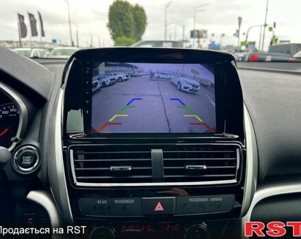 Мицубиси Eclipse Cross, объемом двигателя 1.5 л и пробегом 12 тыс. км за 27900 $, фото 10 на Automoto.ua