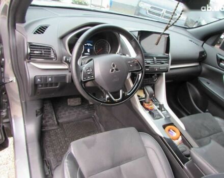 Мицубиси Eclipse Cross, объемом двигателя 2 л и пробегом 19 тыс. км за 27500 $, фото 7 на Automoto.ua