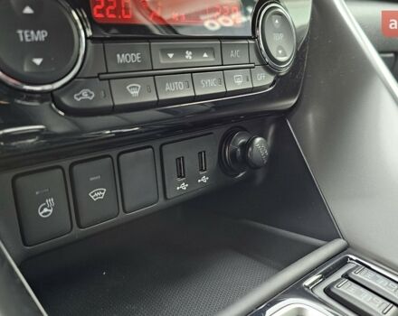 Міцубісі Eclipse Cross, об'ємом двигуна 1.5 л та пробігом 0 тис. км за 32128 $, фото 13 на Automoto.ua