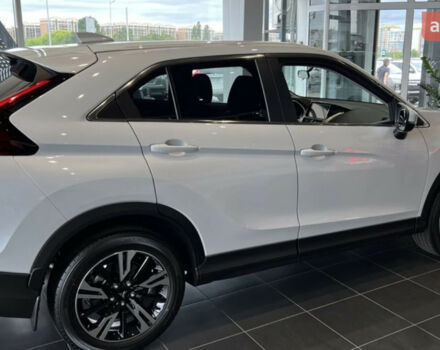Міцубісі Eclipse Cross, об'ємом двигуна 1.5 л та пробігом 0 тис. км за 30746 $, фото 2 на Automoto.ua