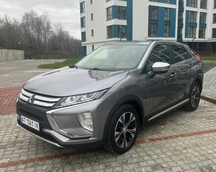Сірий Міцубісі Eclipse Cross, об'ємом двигуна 1.5 л та пробігом 100 тис. км за 15700 $, фото 4 на Automoto.ua