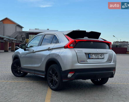 Сірий Міцубісі Eclipse Cross, об'ємом двигуна 1.5 л та пробігом 55 тис. км за 17800 $, фото 1 на Automoto.ua