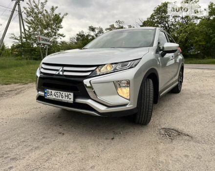 Сірий Міцубісі Eclipse Cross, об'ємом двигуна 1.5 л та пробігом 118 тис. км за 16400 $, фото 19 на Automoto.ua