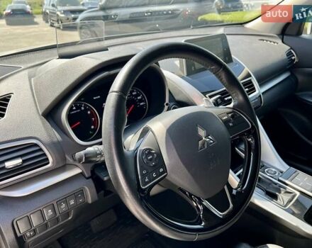 Серый Мицубиси Eclipse Cross, объемом двигателя 1.5 л и пробегом 104 тыс. км за 18900 $, фото 17 на Automoto.ua