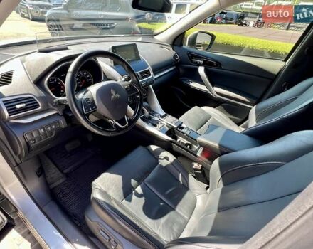Серый Мицубиси Eclipse Cross, объемом двигателя 1.5 л и пробегом 104 тыс. км за 18900 $, фото 25 на Automoto.ua